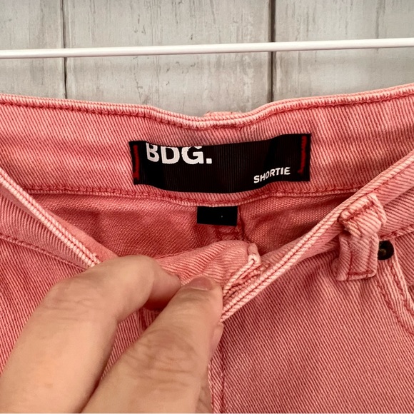BDG Shortie Pink Shorts M5 - Picture 3 of 4